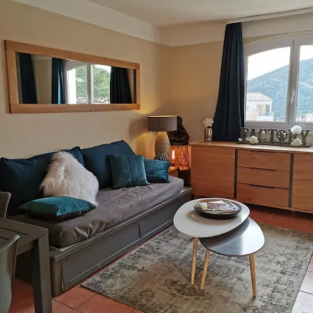 Apartment Piscine Montagne *